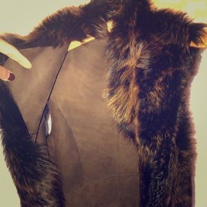 Pashaveneto fur vest size small